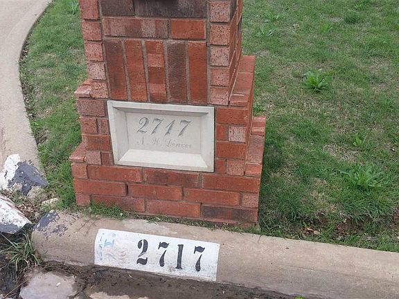 2nd image of 2717 NW Denver Ave