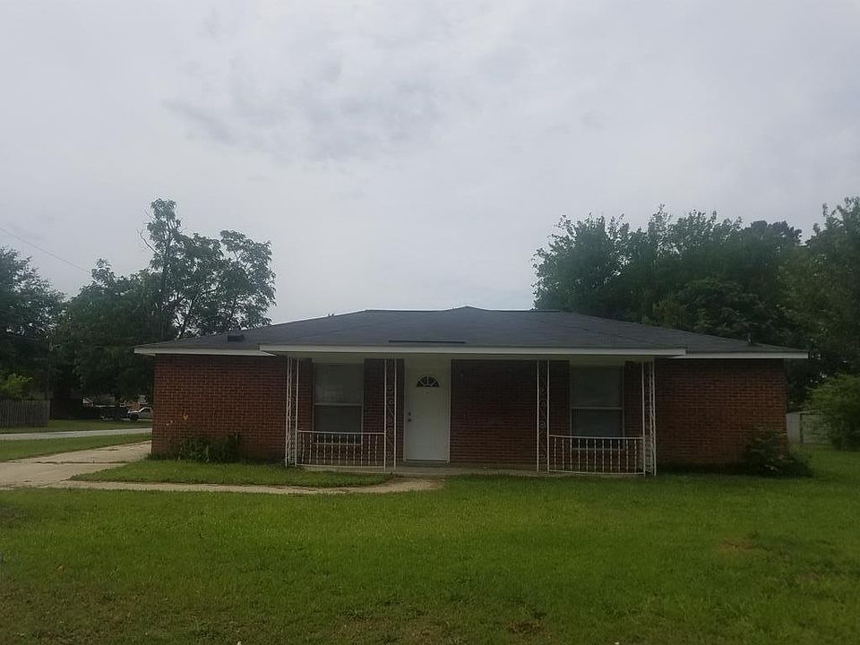 1st image of 204 Woodward Dr