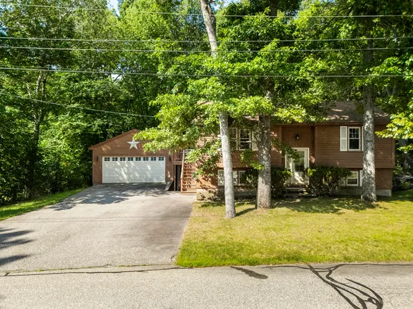 84 Plaza Drive, Sanford, ME 04073
