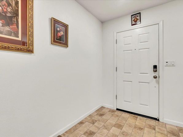 919 Harriett Ave, Sanger, CA 93657