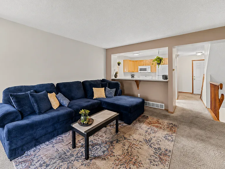 4273 Hunting Meadows Cir #2 — Photo 3