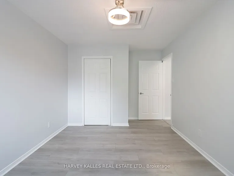 201 Augusta Ave #C — Photo 12