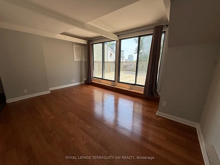 29 Winchester St #3 — Photo 16