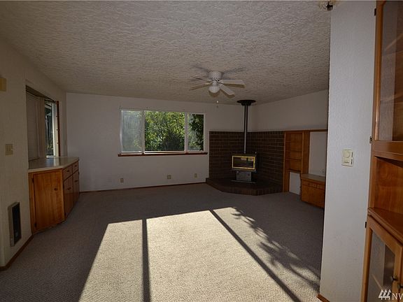 5th image of 1448 S Ferdinand Dr