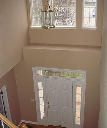 2nd image of 104 Niblick Ct