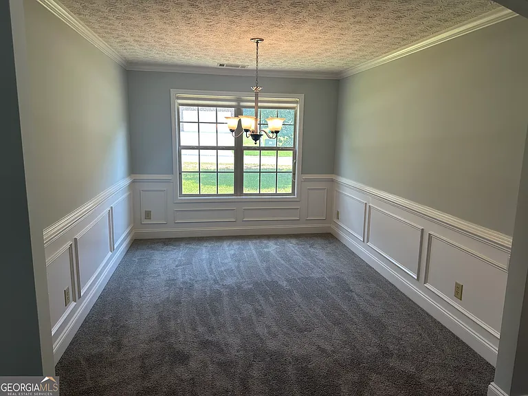 561 Highland Pointe Dr — Photo 15