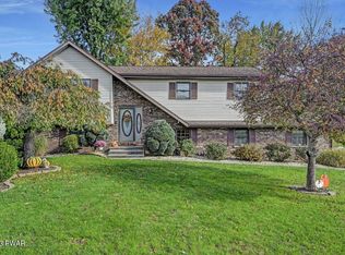 123 Winchester Way, Scranton, PA 18504