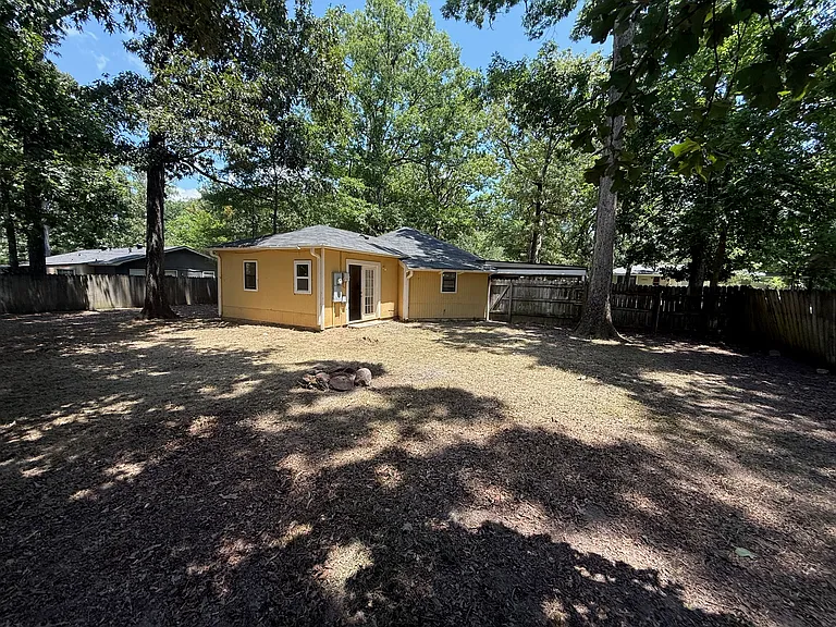 13824 Joan Dr — Photo 13