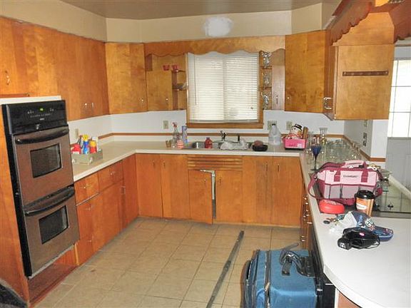 4th image of 1511 Westgate Dr