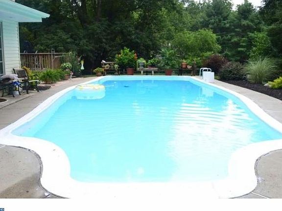 3rd image of 1525 Brian Dr