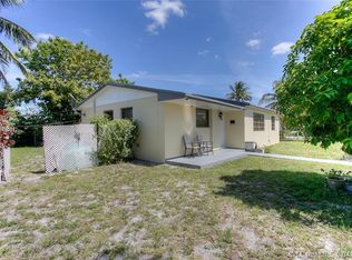 1131 NW 201st St, Miami Gardens, FL 33169