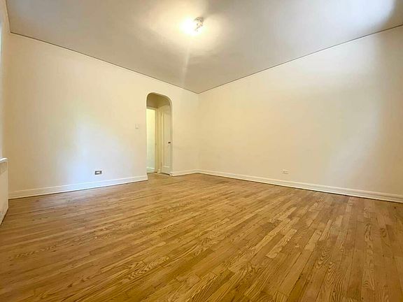 4th image of 83-57 118th St #1P