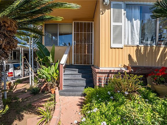 2nd image of 1120 E Mission Rd Space 20