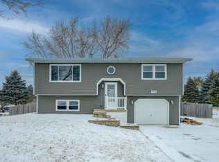 804 Acker Pkwy, Deforest, WI 53532