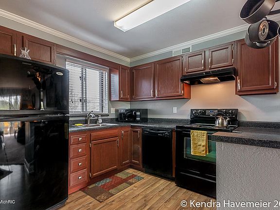 5th image of 3378 Devonwood Hls NE APT E