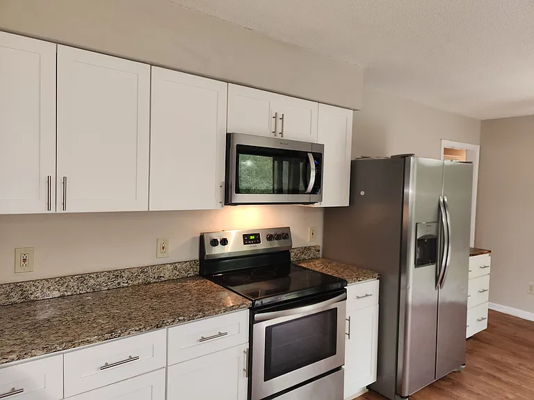 502 Millhouse Rd — Photo 10