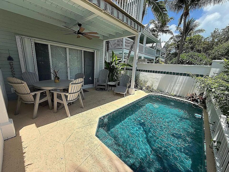 2nd image of 5113 Sunset Village Dr