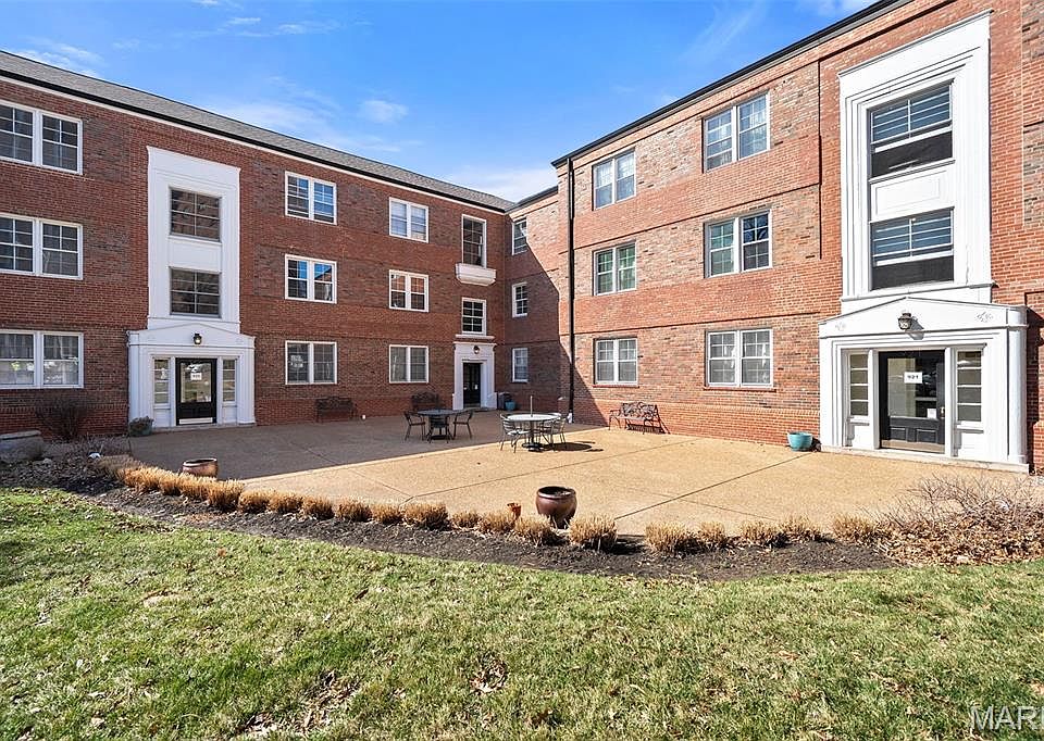 1st image of 923 S Hanley Rd APT E