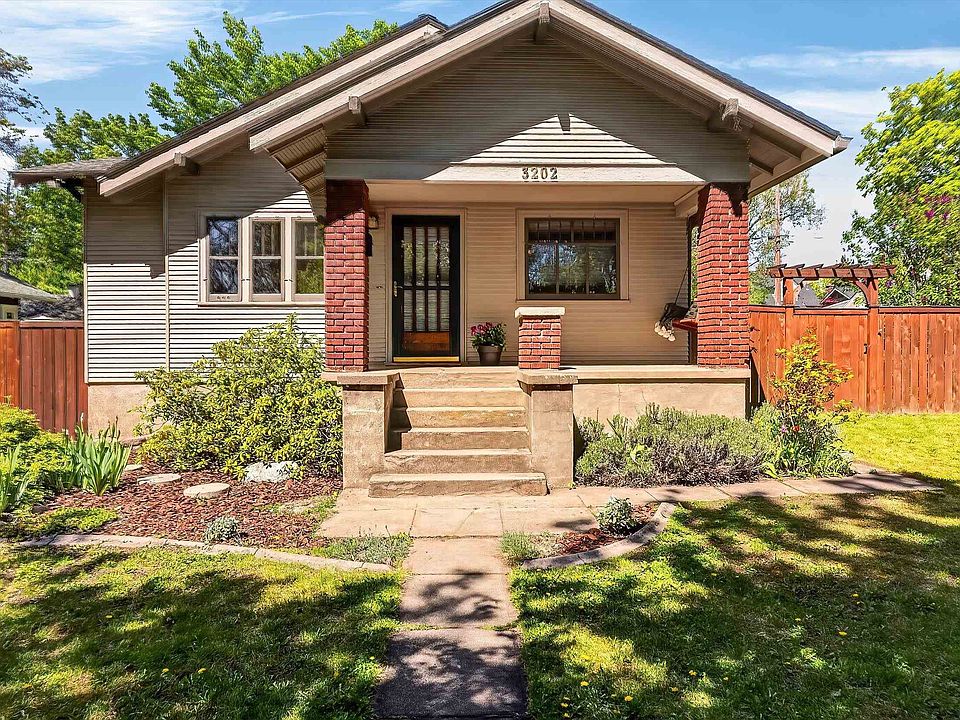 1st image of 3202 W Kiernan Ave