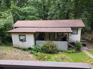 220 Gumlog Dr, Lavonia, GA 30553