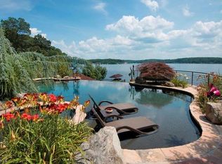 38 Byram Bay Rd, Hopatcong, NJ 07843