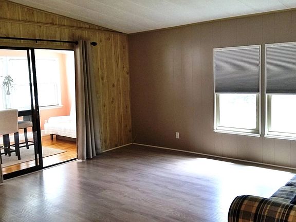 3rd image of 4604 Dawngate Ln