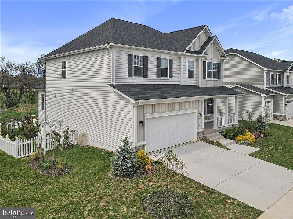 1st image of 12155 Fallen Timbers Cir