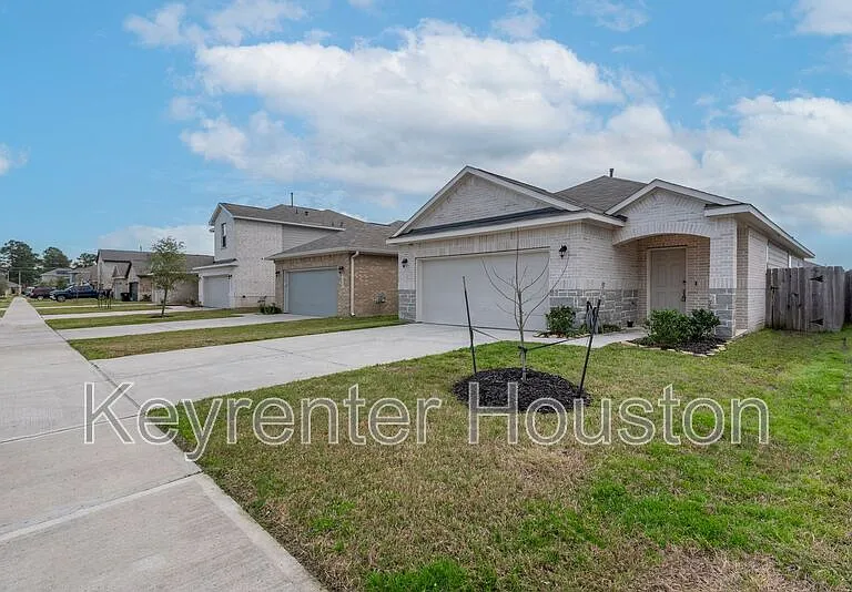 24803 Russet Bluff Trl — Photo 2