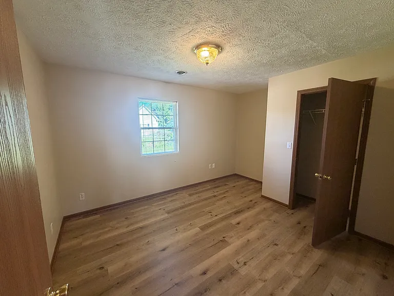 236 N Harrison St — Photo 11