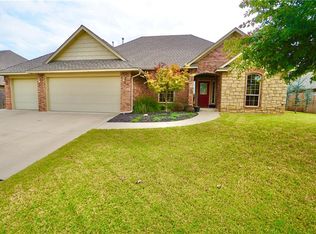 13142 Red Oak Dr, Choctaw, OK 73020