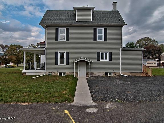 3rd image of 1445 Wyoming Ave