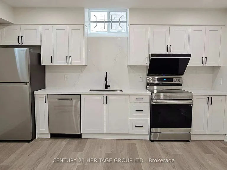 173 Prairie Rose Dr #BASEMENT — Photo 2