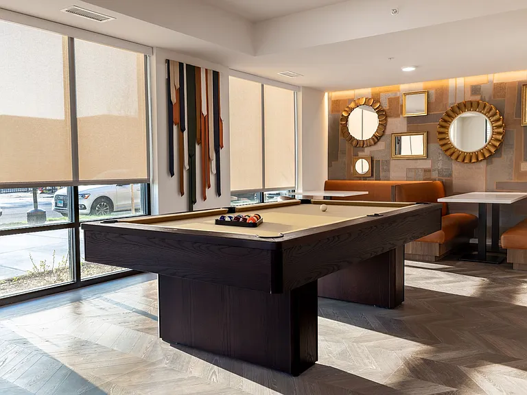 Galewood Residences — Photo 38