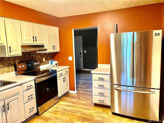 5th image of 6750 Glenhills Dr