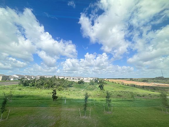 4th image of 7833 Trapani Loop