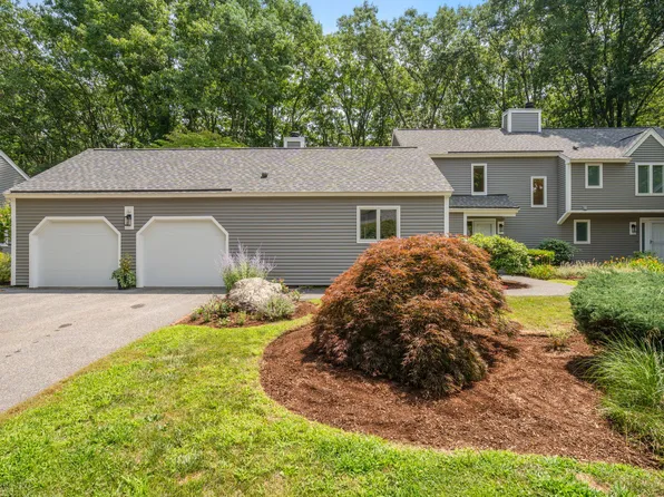 3 Steepletree Ln, Wayland, MA 01778