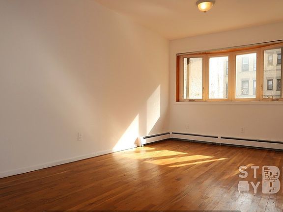 3rd image of 795 Saint Johns Pl #A3