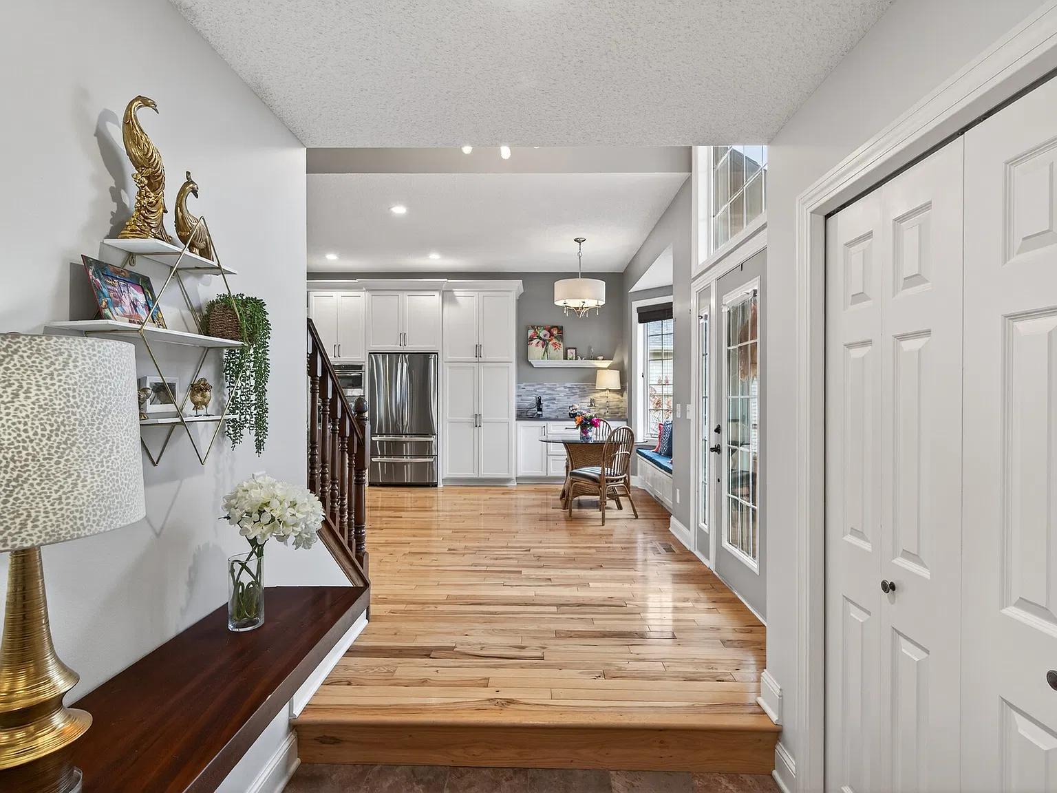 6 bed, 4293 sqft, $4,000 — Photo 4