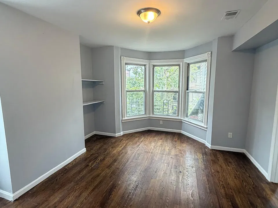 143 Mount Prospect Ave #2