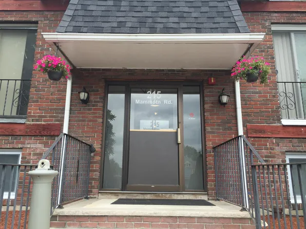 215 Mammoth Rd, Lowell, MA