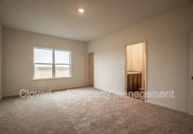 4031 Trail De Paris — Photo 23