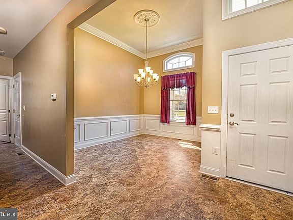 3rd image of 3533 Grace Ann Dr