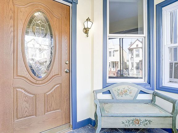 2nd image of 439 Fairmount Ave