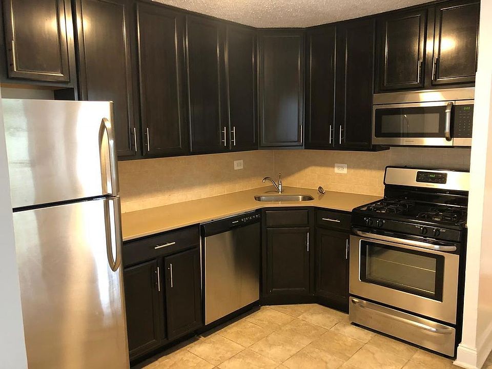 1st image of 510 Main St APT 400