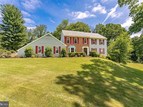 119 Cloverly Ln, West Chester, PA 19380