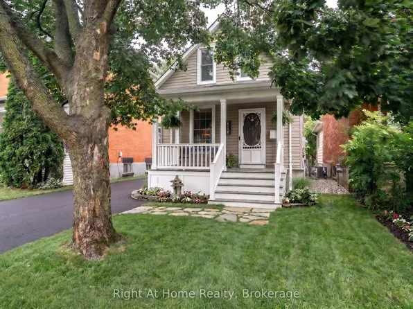 386 Albert St, Stratford, ON N5A 3L1