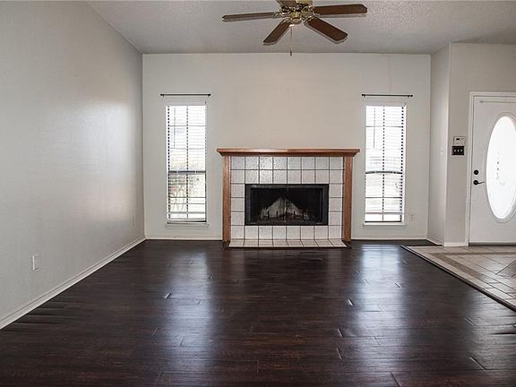 4th image of 5108 Redwater Dr
