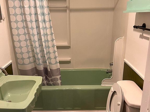 4th image of 6309 S Adams St #1