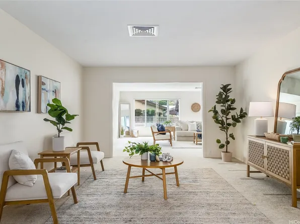 685 Kealahou St, Honolulu, HI 96825