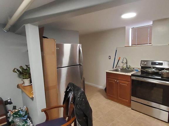 2nd image of 2317 Laconia Ave